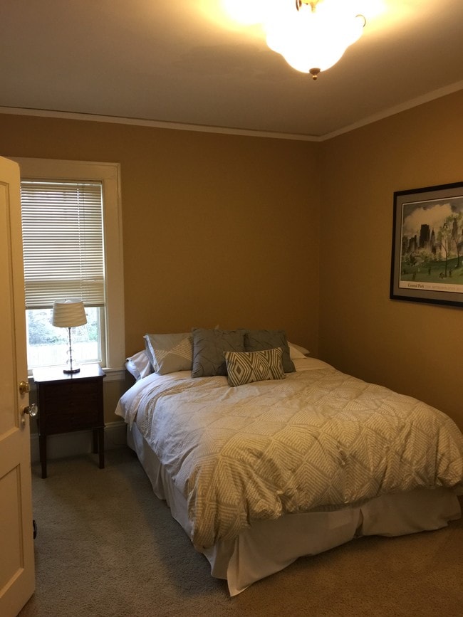 2nd bedroom - 418 Clement Ave Unidad #2