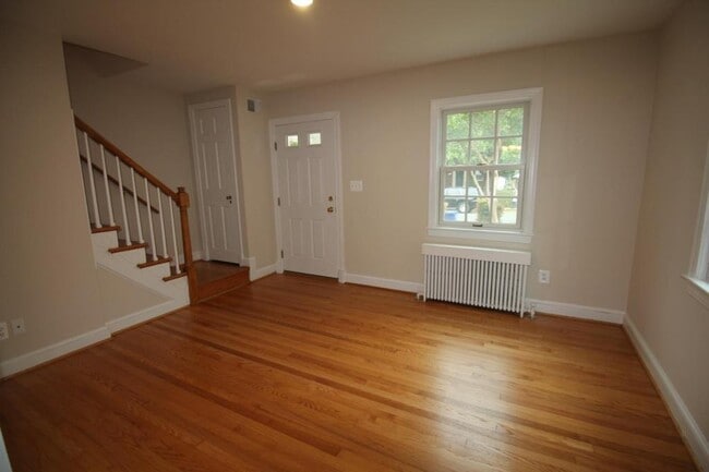 Photo - 712 N Oakland St