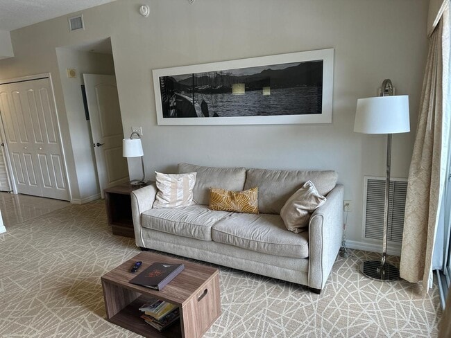 Photo - Condo-Hotel 1 Bedroom - International Dr area Unit 210