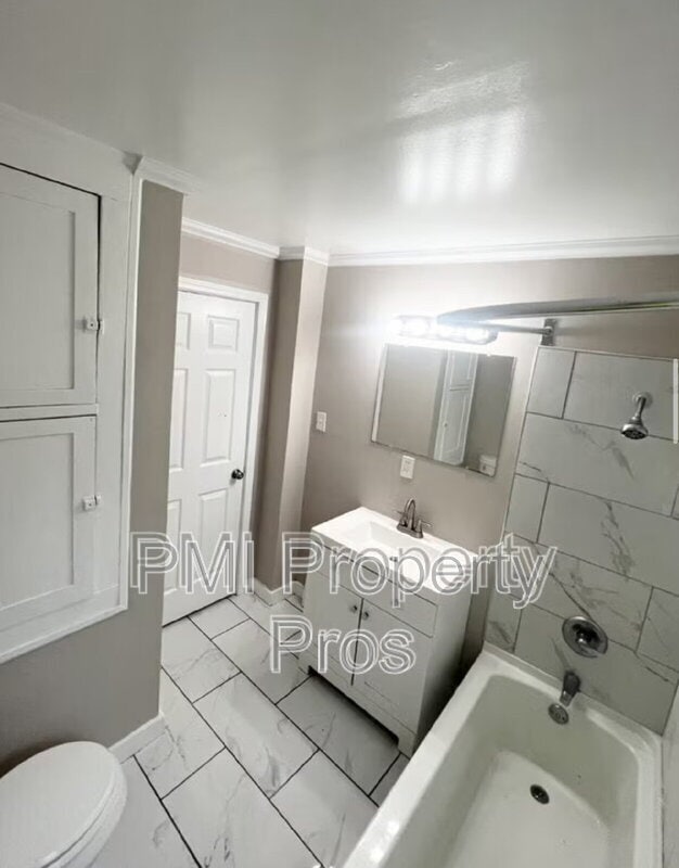 Photo - 4678 N 49th St