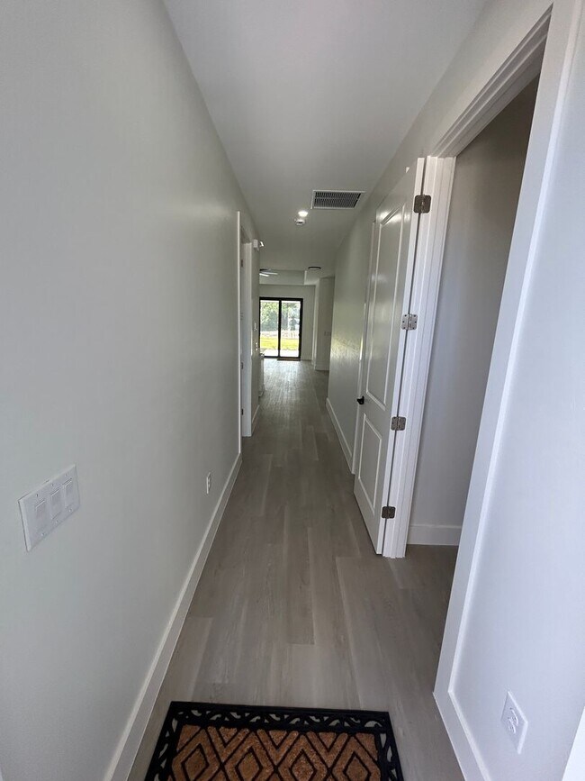 Photo - Luxury duplex unit for rent