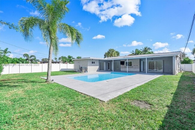 Photo - Hollywood Hills Single Family Home for Rent!