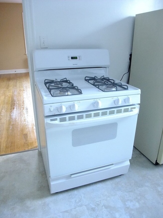 Photo - 8210 Greenwood Ave Unit 3