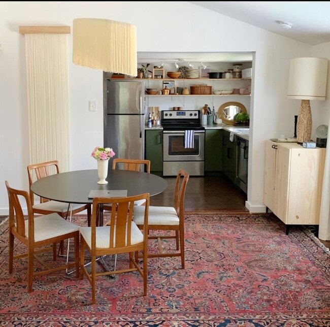 Photo - 3112 Elizabeth St Unit C