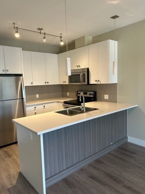 Photo - 1958-1958 N Parallel Rd