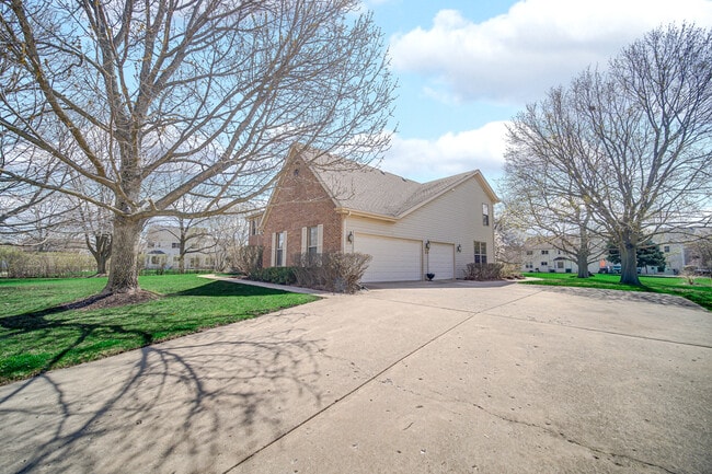 Photo - 2872 Whispering Oaks Ct