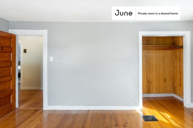 Photo - Room in Shared 6 bed/1.5 bath home Unit D