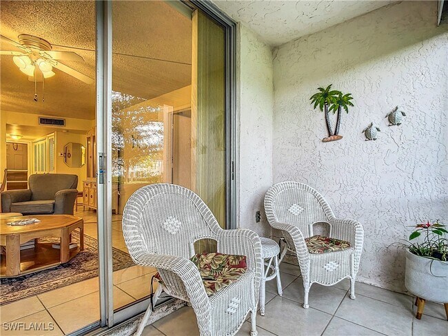 Photo - 180 Turtle Lake Ct Unidad 103 Rental