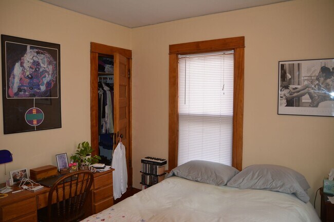 Photo - 3740 Bryant Ave S Unit 2