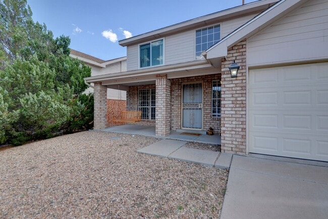 Photo - Fully Furnished 3-Bedroom Home Near Petroglyph Monument