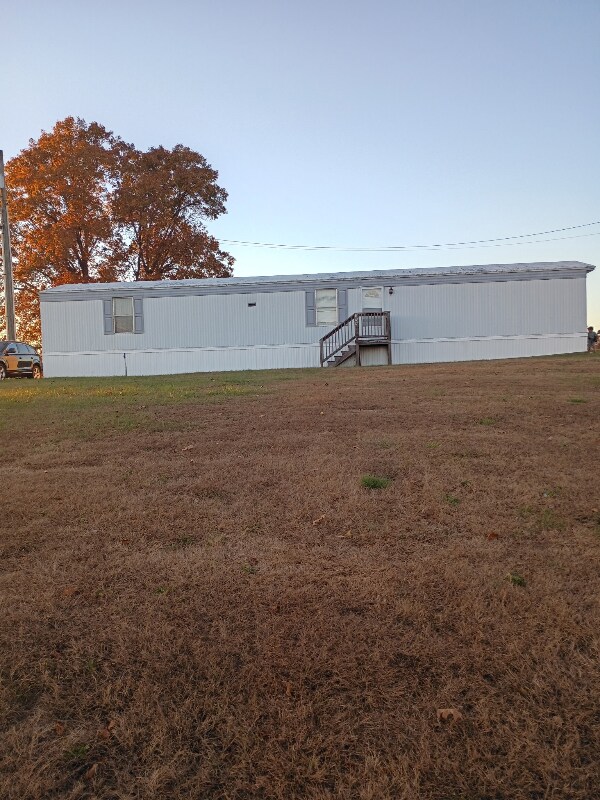 Photo - 17461 Griffey Ln