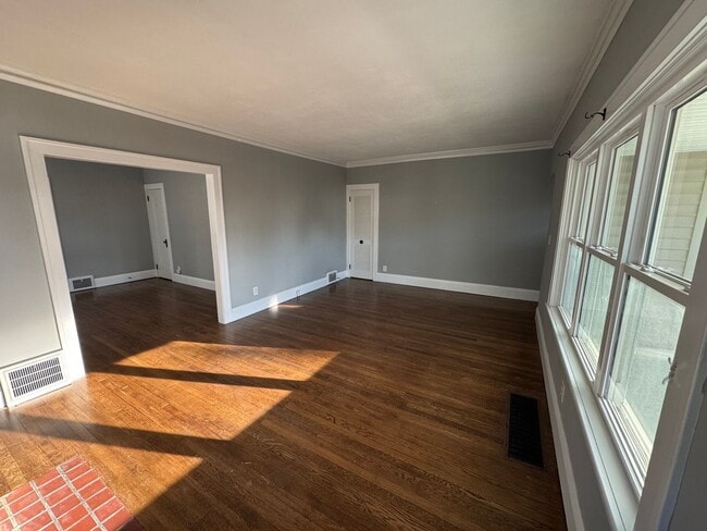 Photo - 2115 Lewis Dr Unit 2115 Lewis Drive