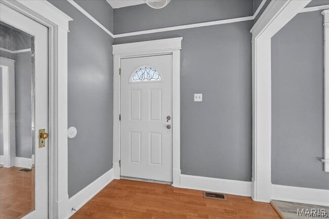 Photo - 221 Lebanon Ave