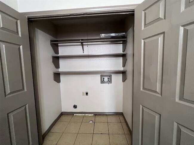 Photo - 11912 Metmora Ct