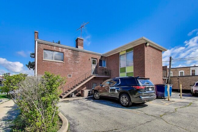 Photo - 1717 2nd St Unit 2W