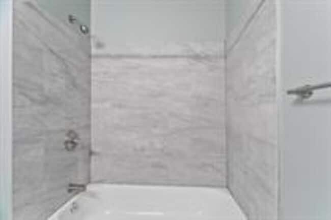 Photo - 1 NW O'Brien Rd