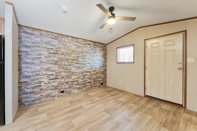 Photo - 720 Pritchett Ln