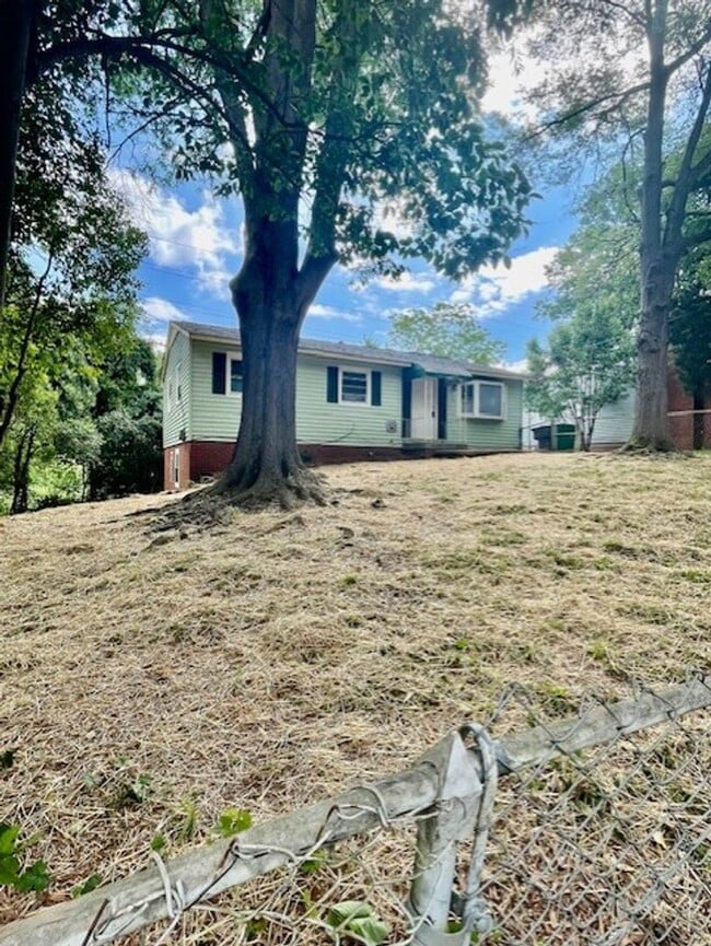 Photo - Spacious 5 Bedroom 2 Bath. This Home is Located in the Smallwood Community.