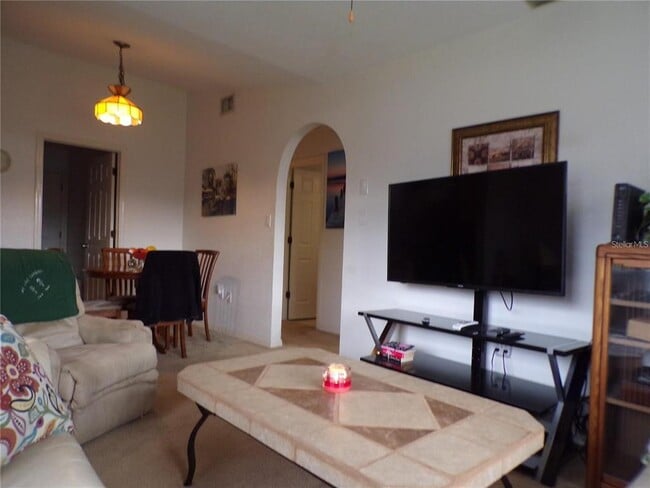 Photo - 1011 Tropical Ave NW