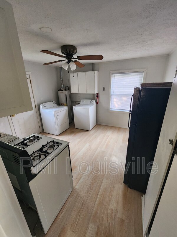 Photo - 3302 Powell Ave