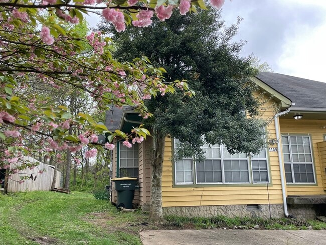 Photo - 1109 Waggoner Ct W Unit 1109 Waggoner Ct W