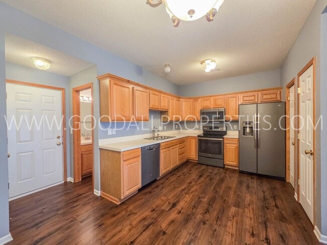 Photo - Spacious Townhome in Clive | 2 Bed + 2.5 Bath with Garage