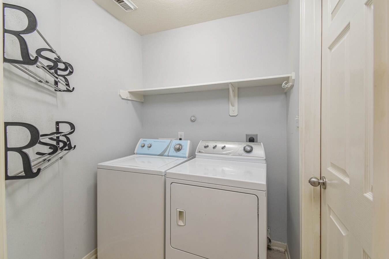 Photo - 430 Spindle Ridge Dr House