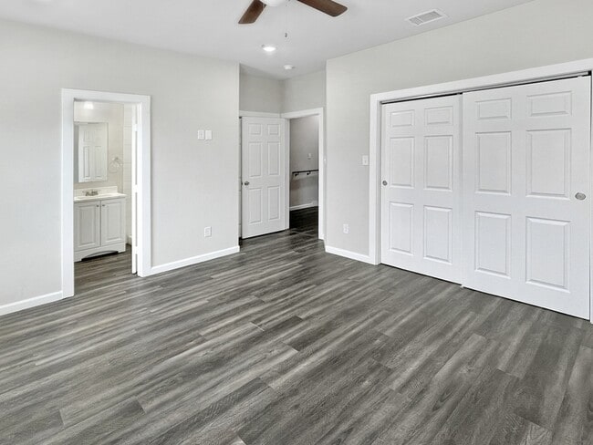 Photo - 3213 Chenault St