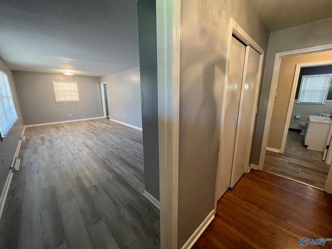 Photo - 803 Corsbie St NW