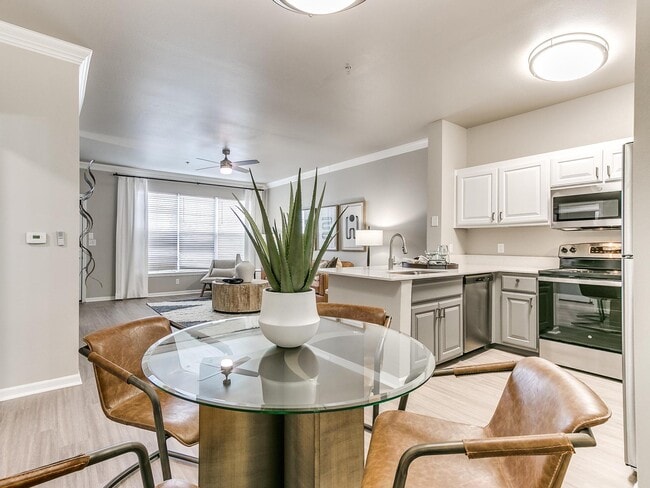 Photo - Vantage on Yale