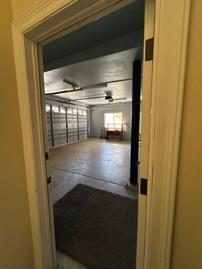 Photo - 30605 Sorrel Ln Unit Stunning 2-Bedroom 1 BATH