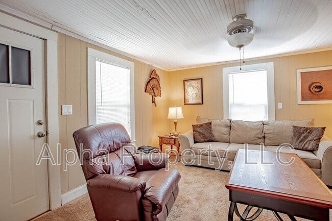 109 Tubbs Mountain Rd