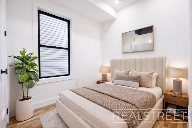 Photo - Brand New 3 Bed 2 Bath in Crown Heights with Backyard! Unit 2