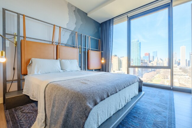 Photo - 1211 S Michigan Ave