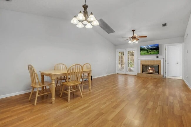 Photo - Benchmark Trace