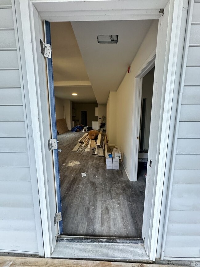 Photo - 3214 Peronne Ave Unit 3216 Peronne Ave