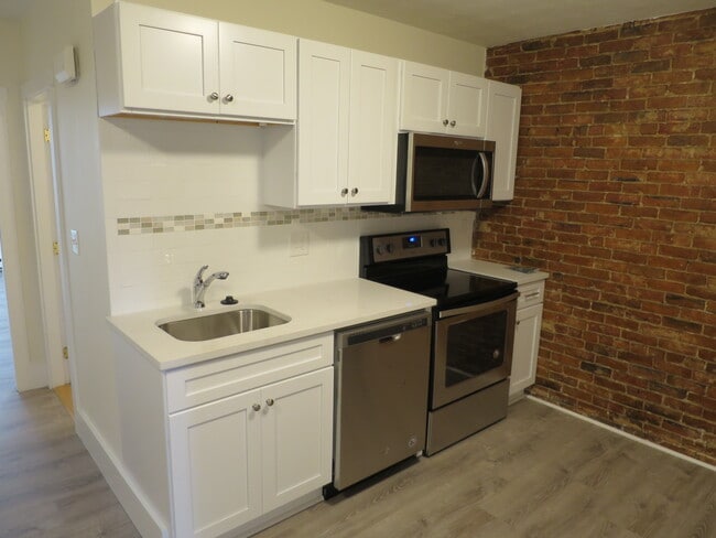 Photo - 3 Elm St Unit 1