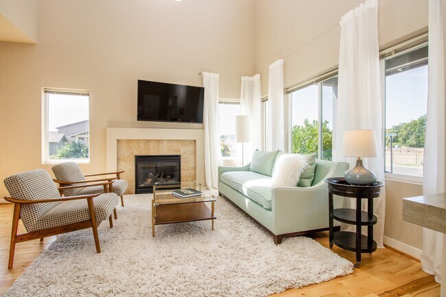 Photo - prov2322 Unidad 2322 Provenance Loop