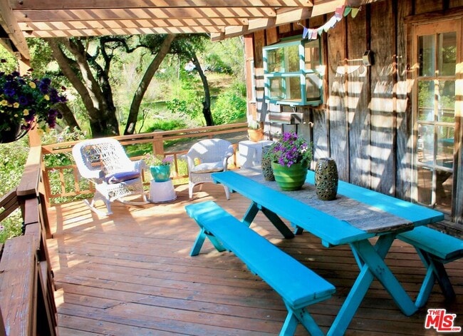 Photo - 20200 Paradise Ln