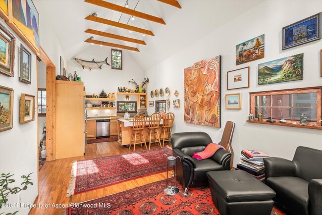 Photo - 308 Park Ave