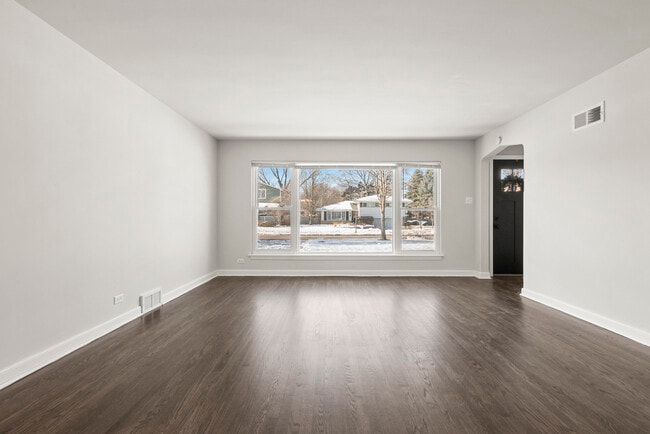 141 N Peck Ave