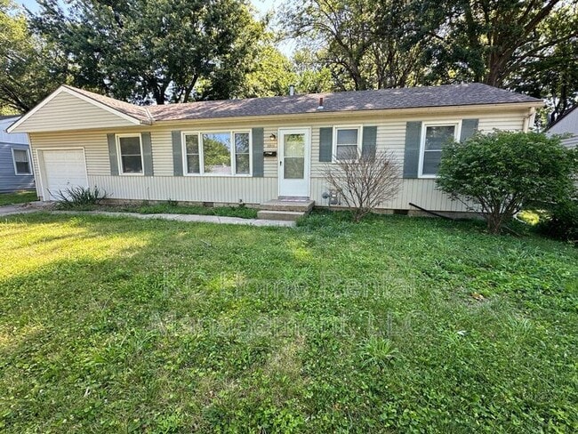 Building Photo - 5911 Farley Ave Rental