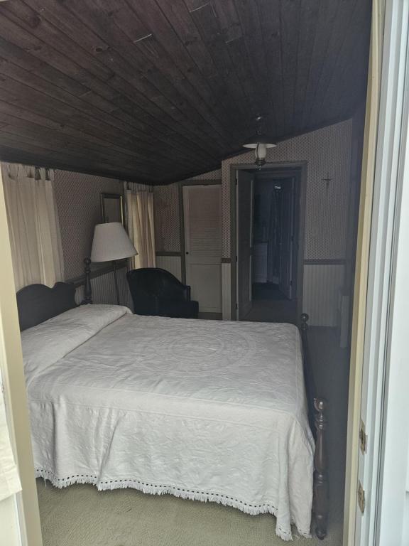 Building Photo - 502 Lulu Ave