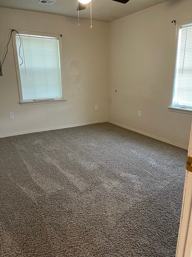 Photo - 1818-1812 NW Floyd Ave