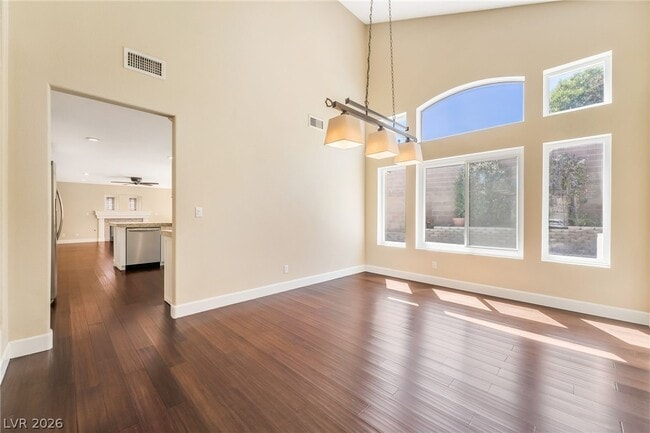 Photo - 271 Pointe Ranier Ave