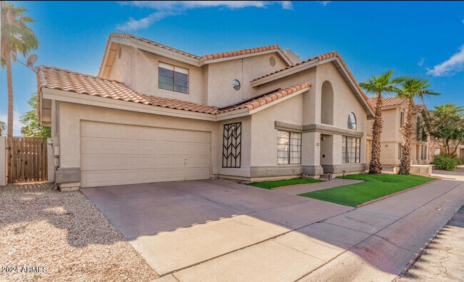 Photo - 18436 N 44th Pl Casa