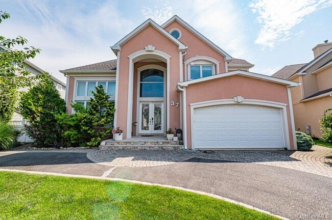 Building Photo - 37 Crescent Cove Cir