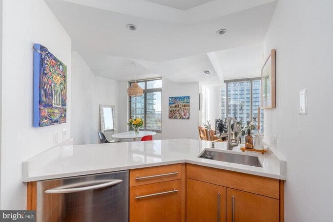 Photo - 675 President St Unit 2402