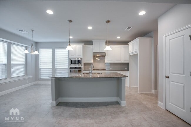 Photo - 120 Knight of Realm Blvd