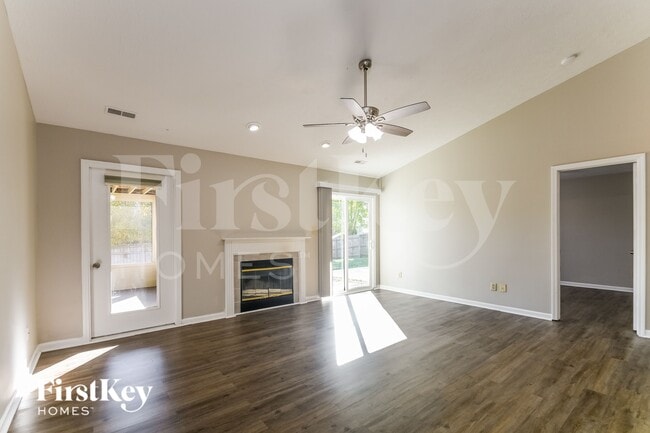 Photo - 20839 Summit Rd